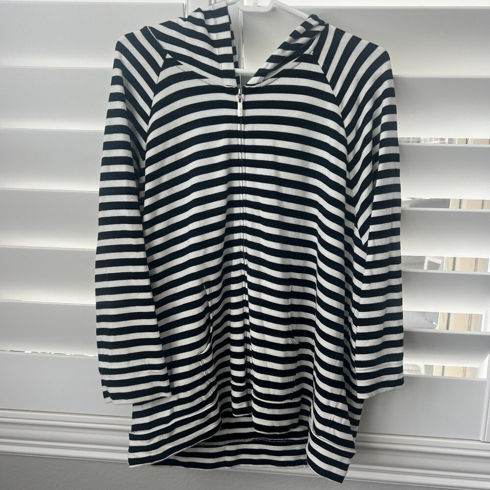 Soma Black & White Striped Jacket with Zipper